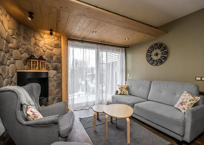 아파트 럭스 아파트먼티 스타라 폴라나